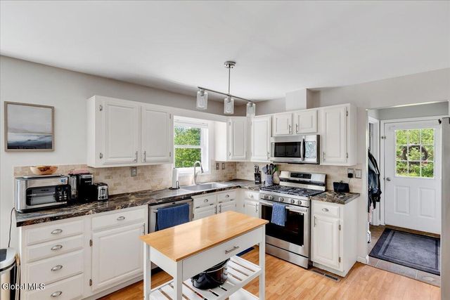 53 N Nassau Lane, Nassau, NY 12018