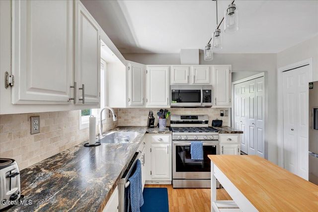 53 N Nassau Lane, Nassau, NY 12018