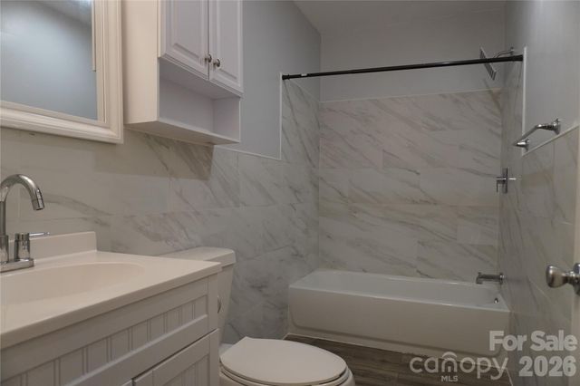 415 E Georgia Avenue, Bessemer City, NC 28016