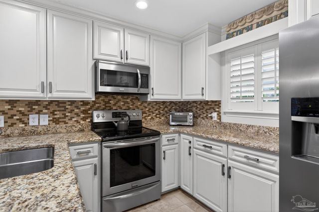 389 Club House Dr 4G, Gulf Shores, AL 36542