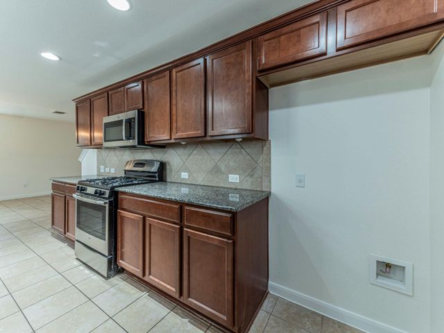 317 Ames CV, Kyle, TX 78640