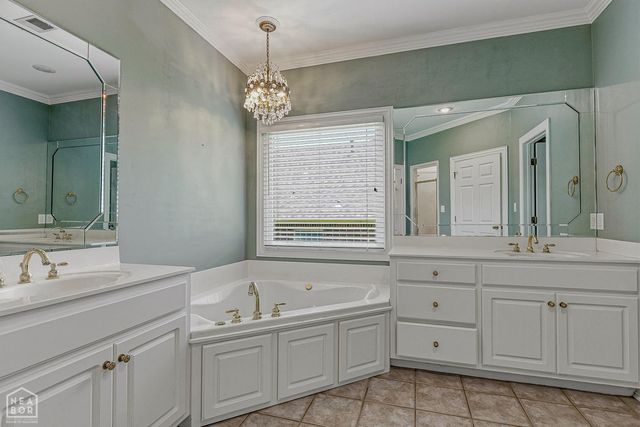 4005 Sage Meadows Boulevard, Jonesboro, AR 72405