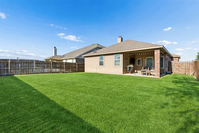 4704 Shagbark Drive, Denton, TX 76226