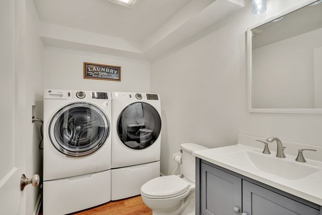 10 Gately Dr, Woburn, MA 01801