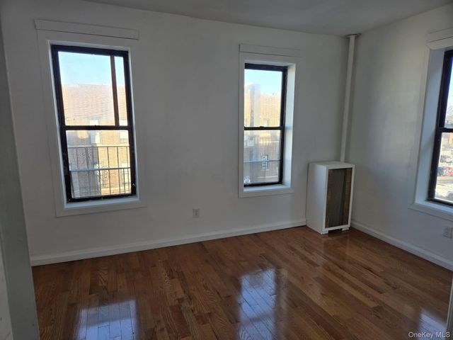 9752 75th Street B31, Ozone Park, NY 11416