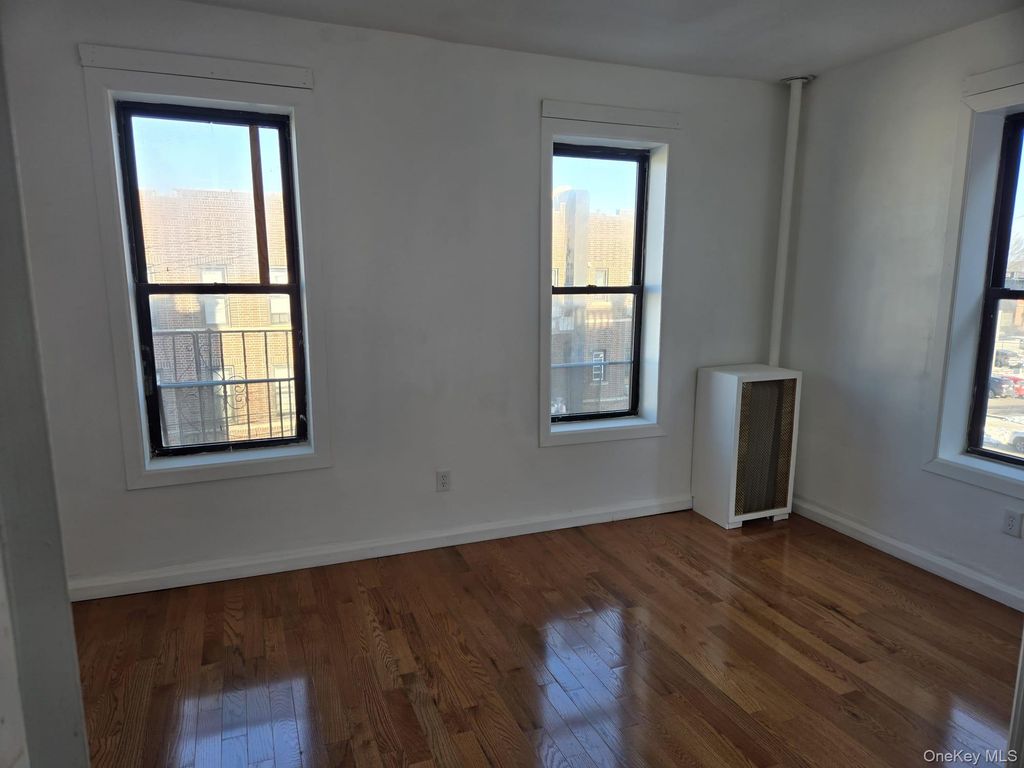 9752 75th Street B31, Ozone Park, NY 11416 — photo 5