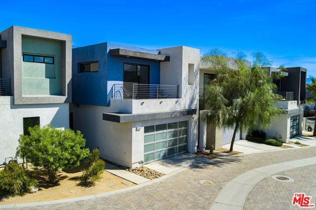 504 Paragon Loop, Palm Springs, CA 92262