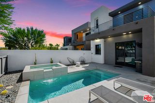 504 Paragon Loop, Palm Springs, CA 92262