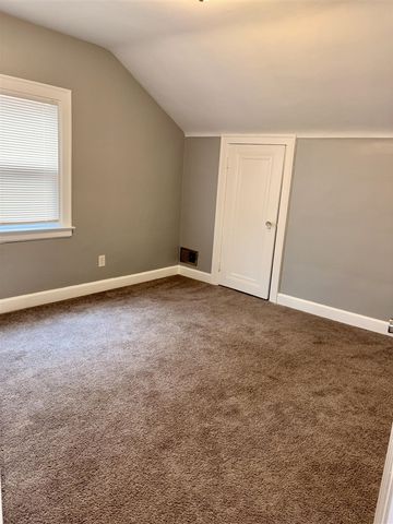 5791 Somerset Avenue, Detroit, MI 48224