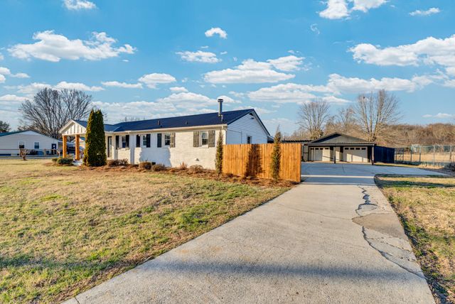 600 Cadillac Ln, Mcminnville, TN 37110