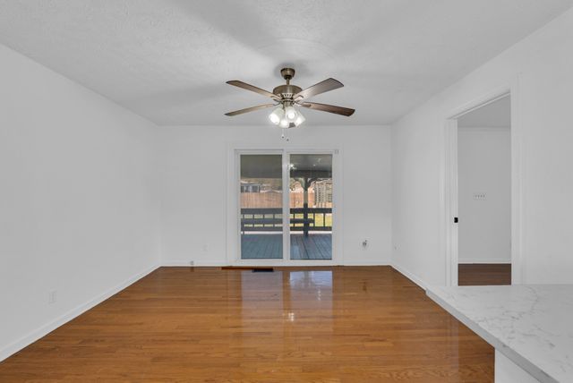 600 Cadillac Ln, Mcminnville, TN 37110