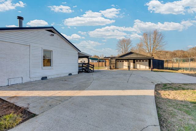 600 Cadillac Ln, Mcminnville, TN 37110