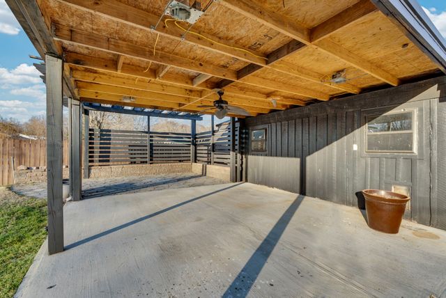 600 Cadillac Ln, Mcminnville, TN 37110