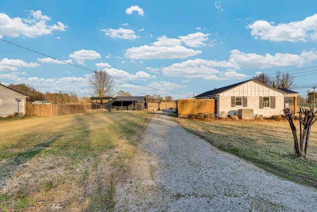 600 Cadillac Ln, Mcminnville, TN 37110