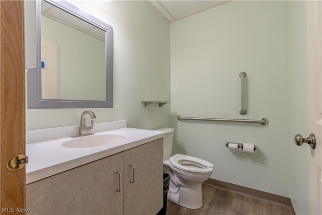 133 Wilbur Drive NE B11, North Canton, OH 44720