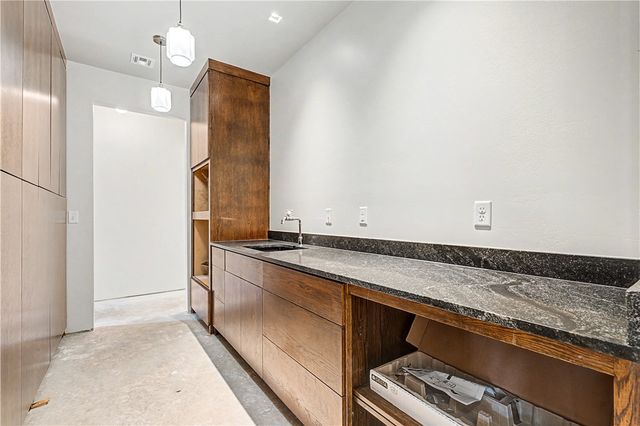 18318 Pepper Hills Drive, Siloam Springs, AR 72761