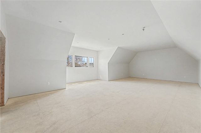 18318 Pepper Hills Drive, Siloam Springs, AR 72761