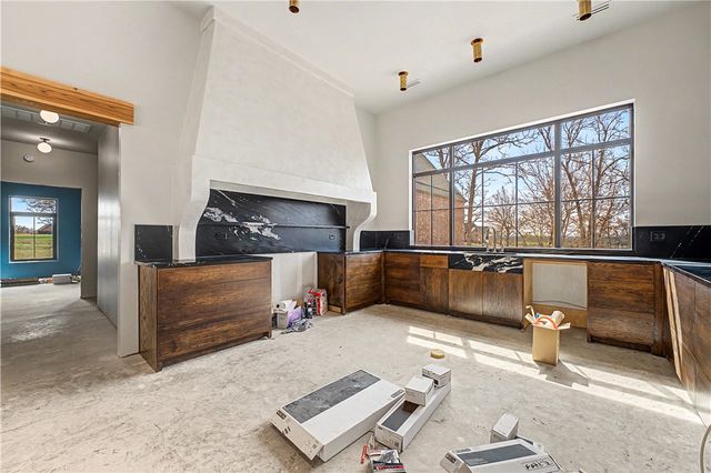 18318 Pepper Hills Drive, Siloam Springs, AR 72761