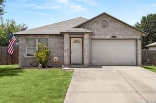 3404 Santa Fe, Seguin, TX 78155