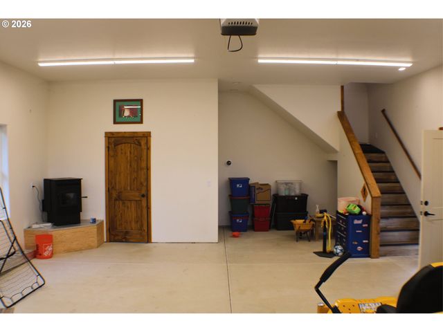 3716 WEAVER Rd, Riddle, OR 97469