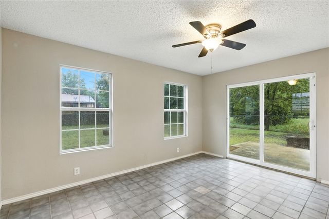 4103 Koala DR, Killeen, TX 76543
