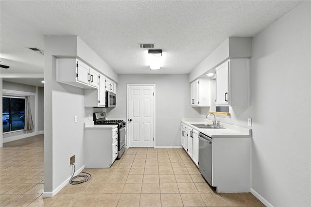 4103 Koala DR, Killeen, TX 76543