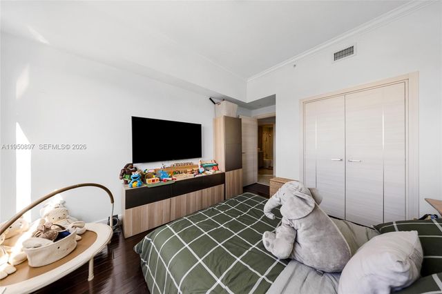 1745 E Hallandale Beach Blvd 2407W, Hallandale Beach, FL 33009