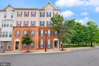 9502 LEE CT, Manassas, VA 20110
