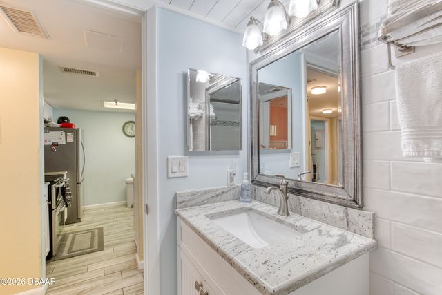 3115 S Atlantic Ave Apt 704, Daytona Beach Shores, FL 32118