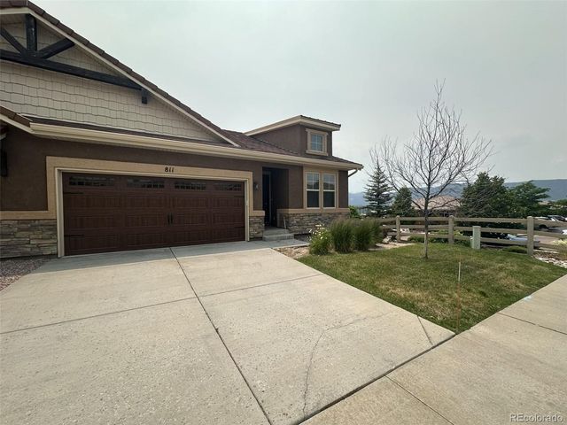 811 Yellow Jasper Pt, Colorado Springs, CO 80921