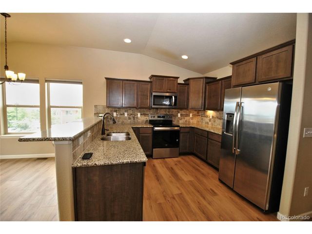 811 Yellow Jasper Pt, Colorado Springs, CO 80921