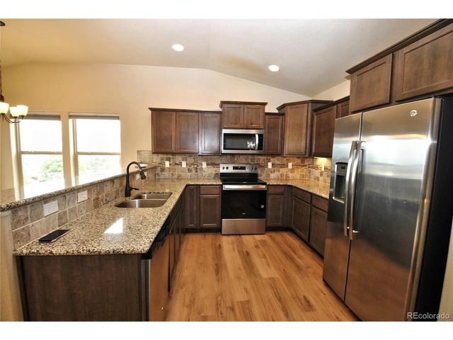 811 Yellow Jasper Pt, Colorado Springs, CO 80921