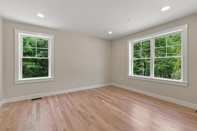 31 Moose Brook Lane, Hancock, NH 03449