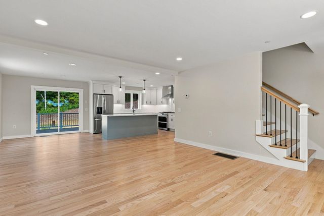 31 Moose Brook Lane, Hancock, NH 03449