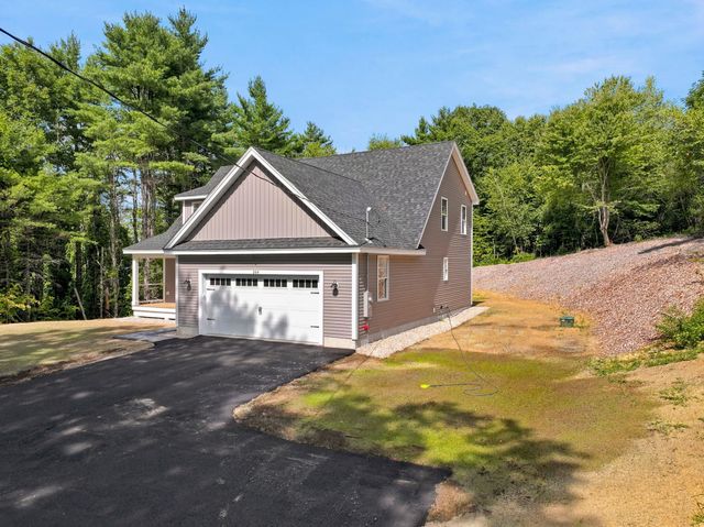 31 Moose Brook Lane, Hancock, NH 03449