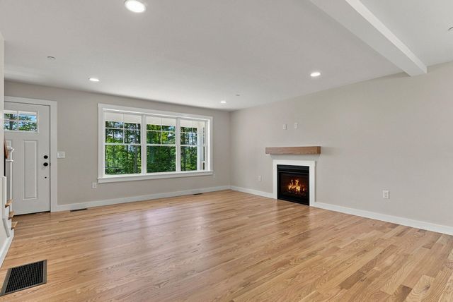 31 Moose Brook Lane, Hancock, NH 03449