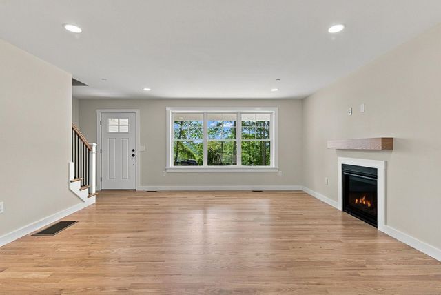 31 Moose Brook Lane, Hancock, NH 03449