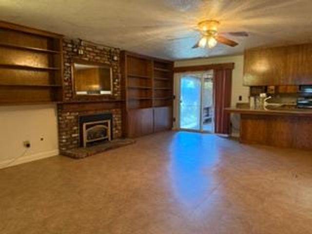 329 S Oak, Oakdale, CA 95361