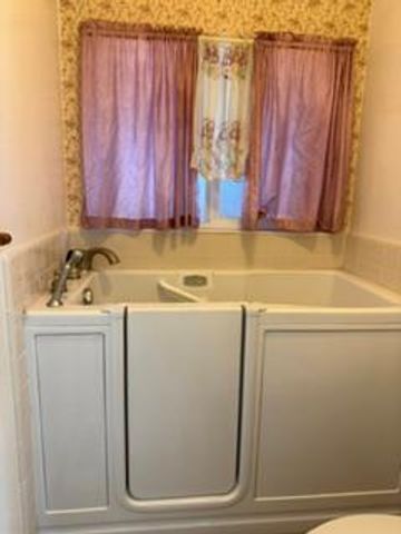 329 S Oak, Oakdale, CA 95361