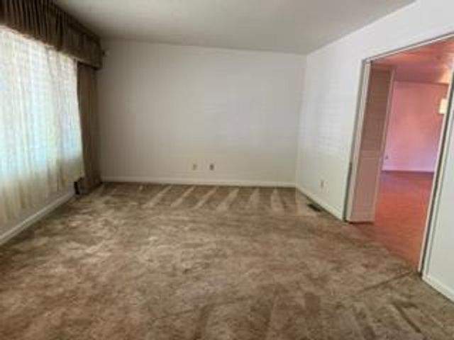 329 S Oak, Oakdale, CA 95361