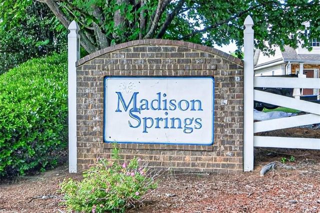 5330 Spot Creek Drive, Cumming, GA 30040