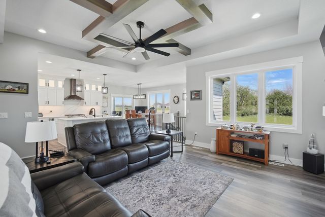 425 NW Woodmoor Drive, Waukee, IA 50263