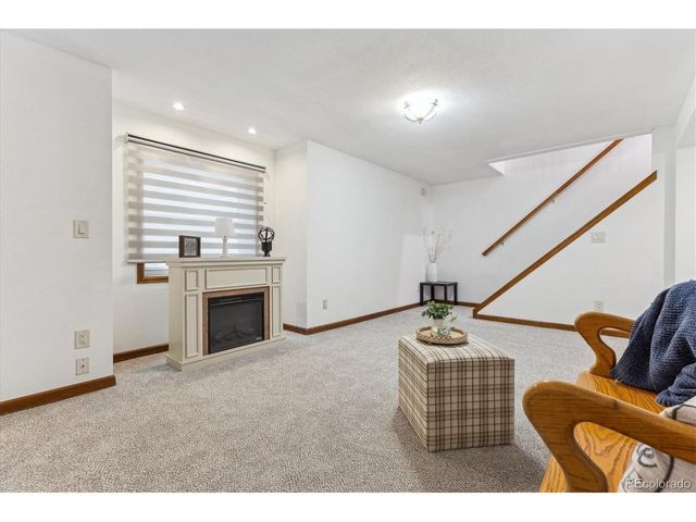 7589 S Cove Cir, Centennial, CO 80122