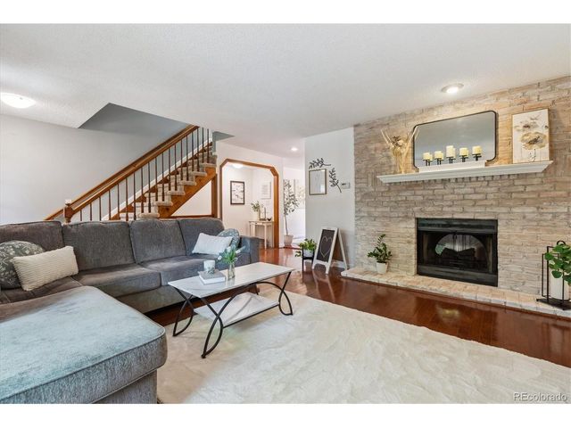 7589 S Cove Cir, Centennial, CO 80122