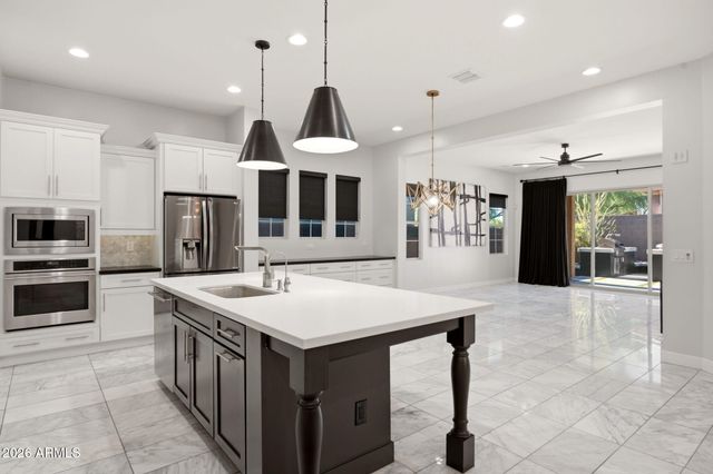 4522 E VISTA BONITA Drive, Phoenix, AZ 85050