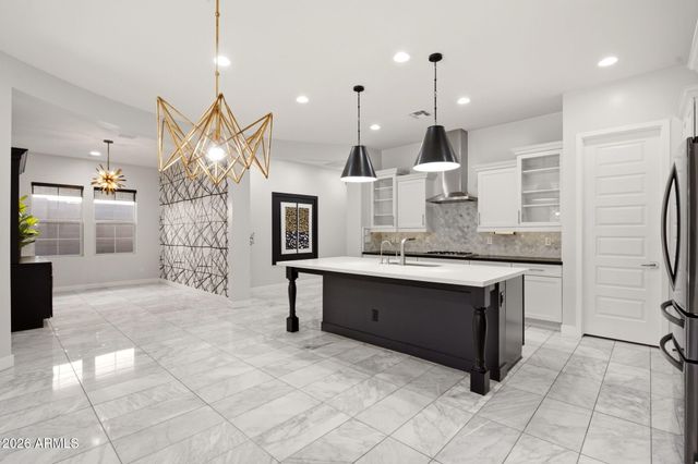 4522 E VISTA BONITA Drive, Phoenix, AZ 85050