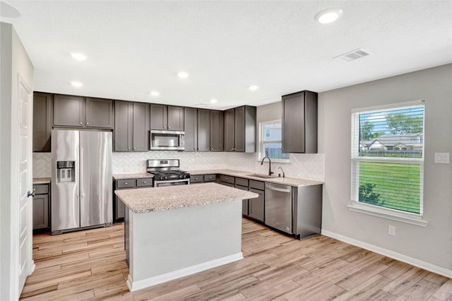 6518 Deer Run Meadows Boulevard, Richmond, TX 77406