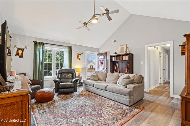 10153 Stephenson Lane, Olive Branch, MS 38654