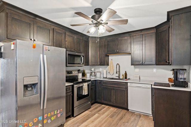 10153 Stephenson Lane, Olive Branch, MS 38654