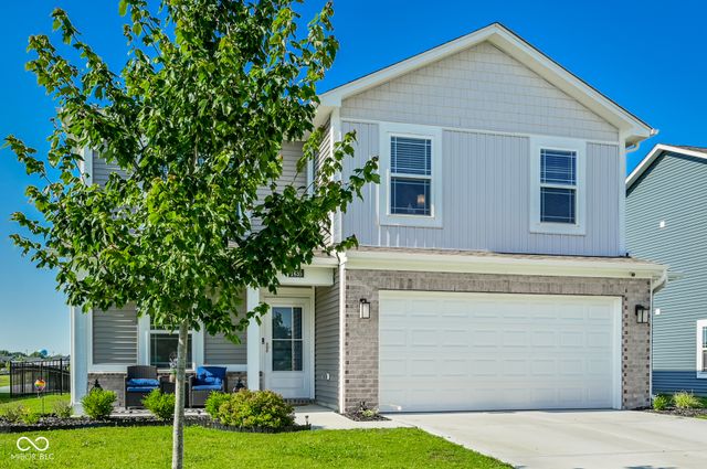 1435 Fleming Drive, Greenfield, IN 46140